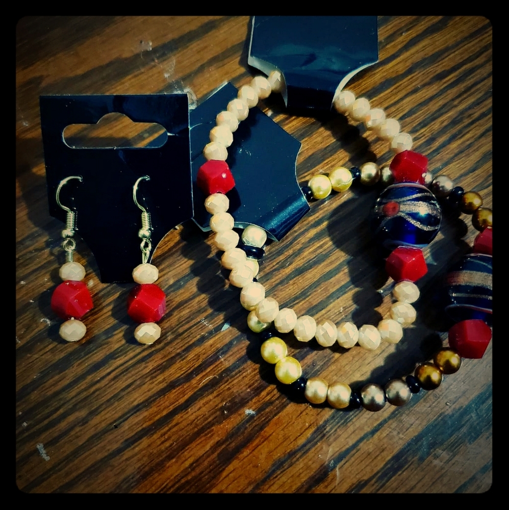 Earring/ Bracelet Set